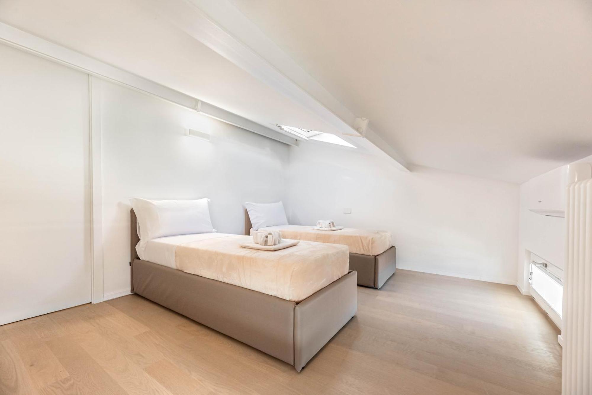 We Home - Romeo&Giulietta Luxury Retreat เวโรนา ภายนอก รูปภาพ