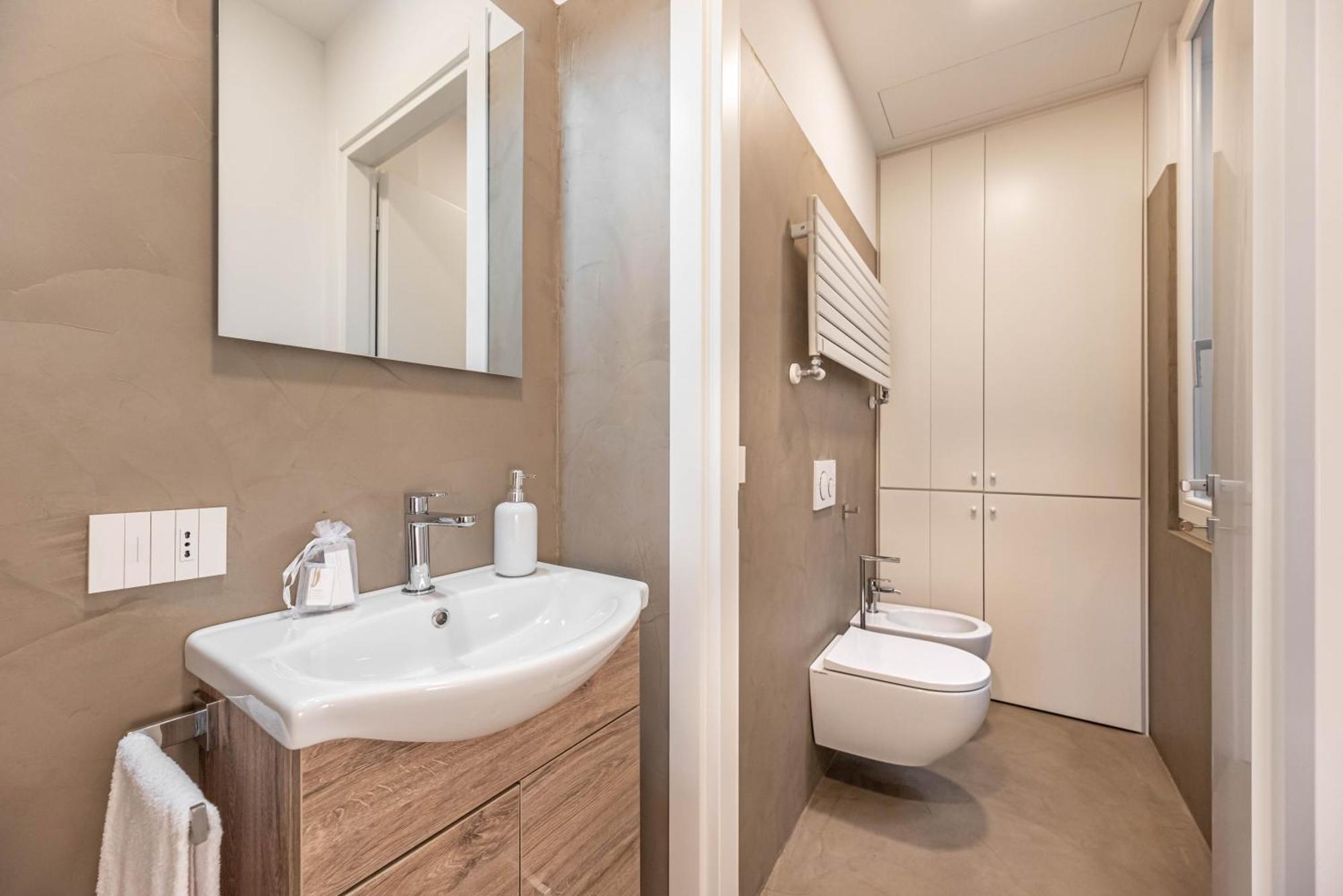 We Home - Romeo&Giulietta Luxury Retreat เวโรนา ภายนอก รูปภาพ